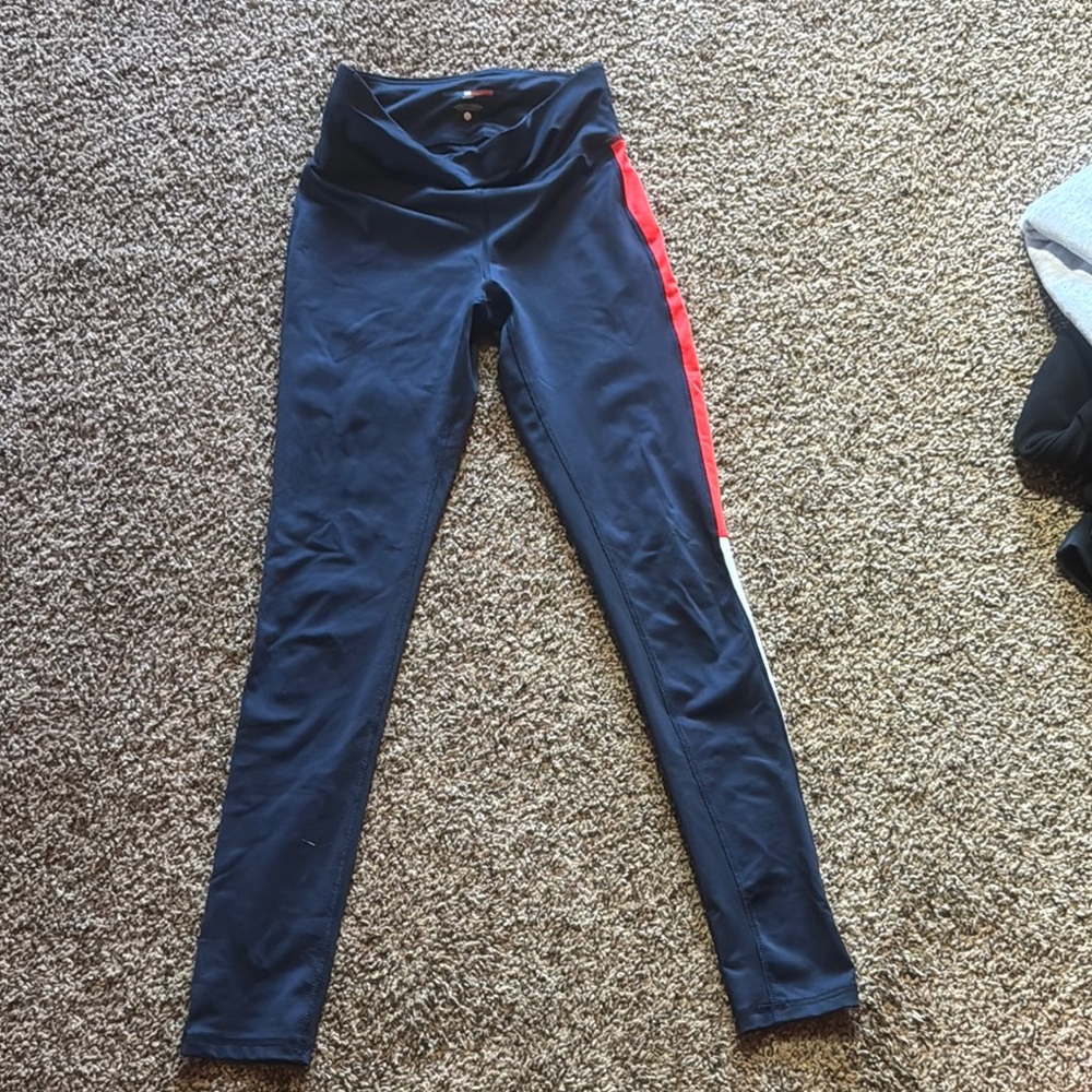 Stylish Navy Leggings with Red and White Stripe